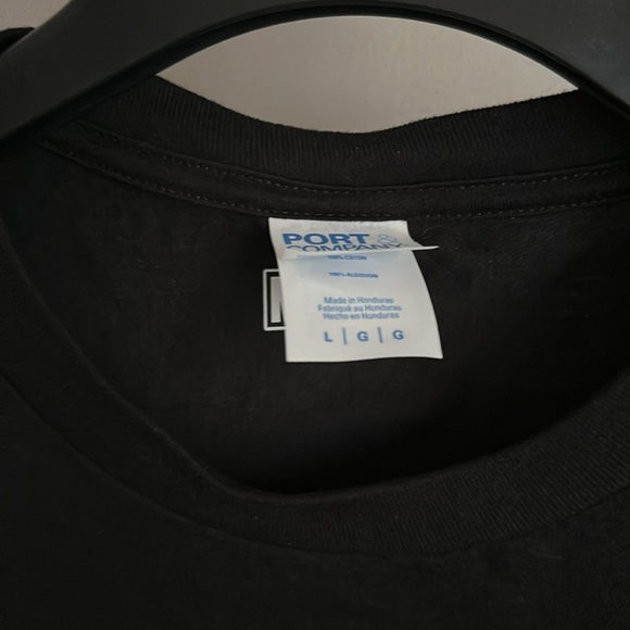 Marvel Black Punisher T-Shirt​ - Picture 2 of 4